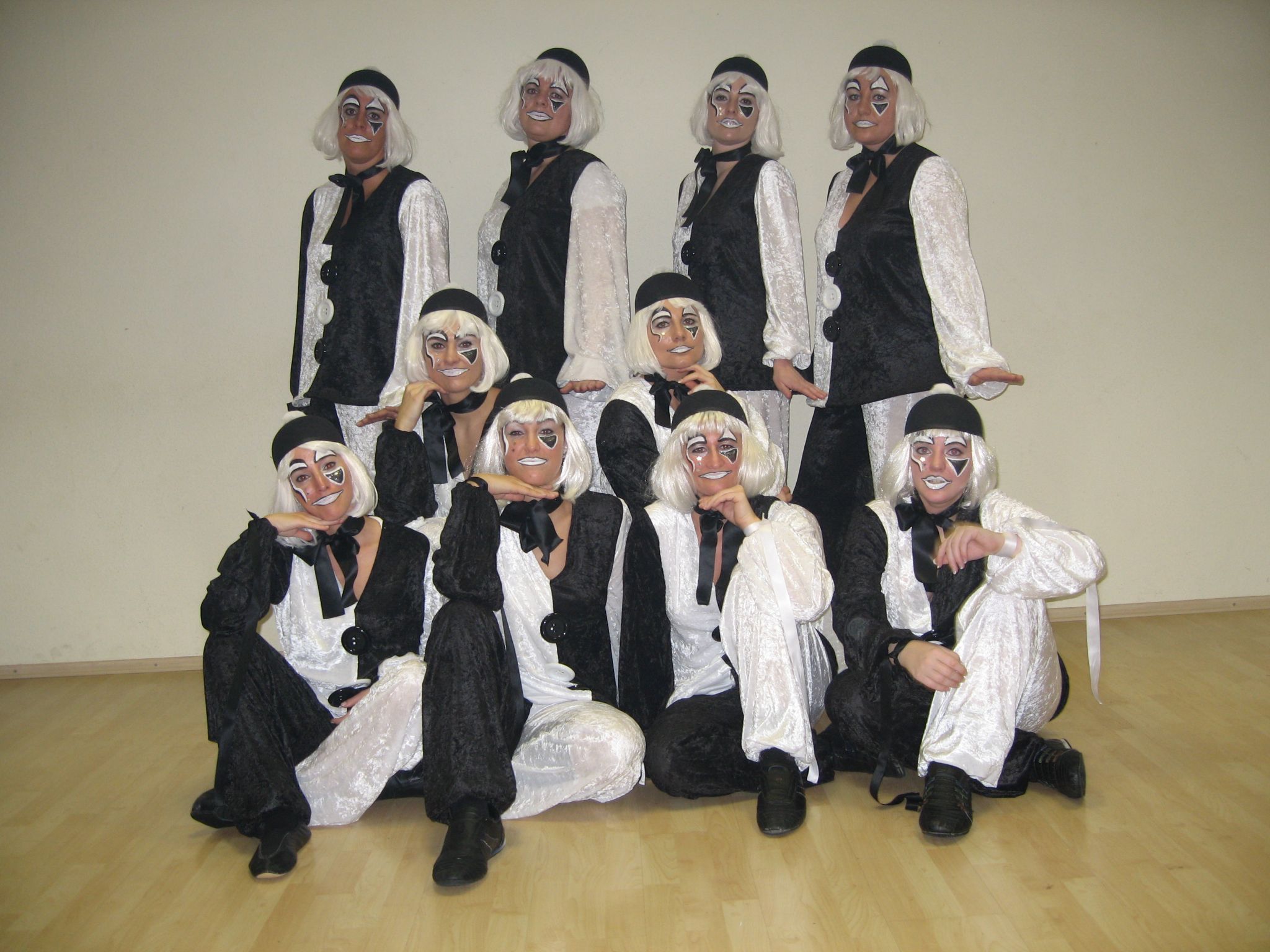 Die Dance Sisters im Jahr 2007